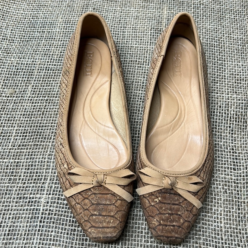 Born Carri Cork Snake Embossed Leather Flats size 6.5
